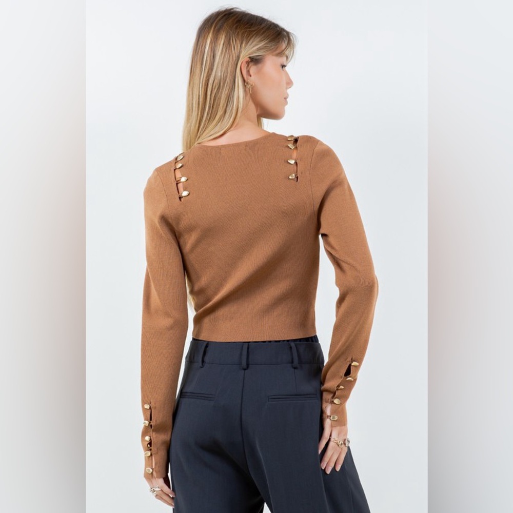 NWOT Abstract Button Detail Knit Sweater - Picture 5 of 5